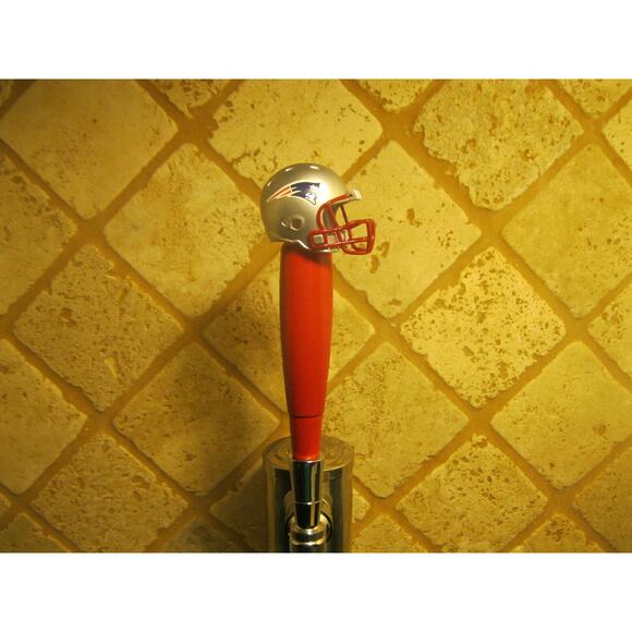NFL Tap Handle New England Patriots Football Kegerator Pub Ale Pull Brew Beer - Picture 3 of 3